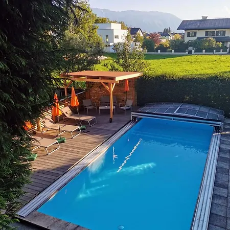 Fruehstueckspension Helmhof Guest house