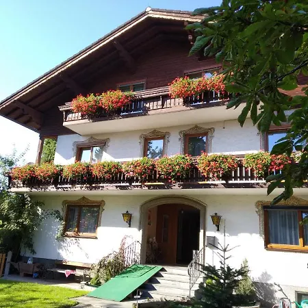 Fruehstueckspension Helmhof Guest house 2*